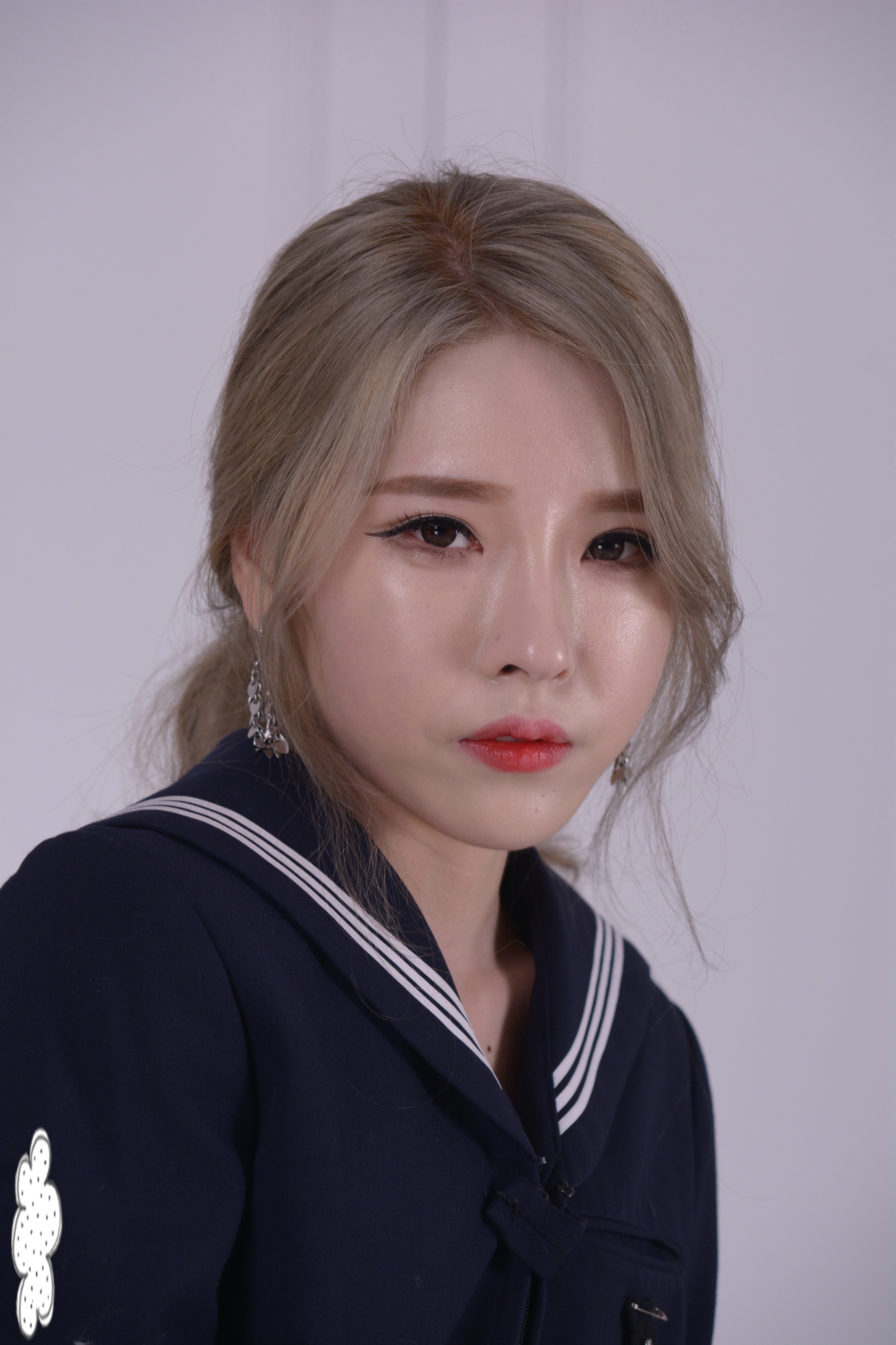 미분류 / 출사모델 유니2